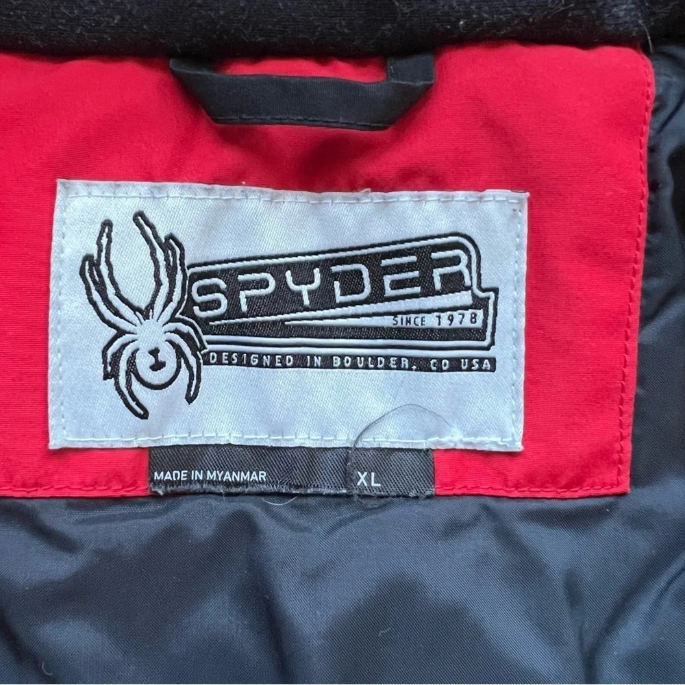 Spyder Boy's Red/Black Fully Insulated Challenger Ski Snow Winter Jacket Size XL